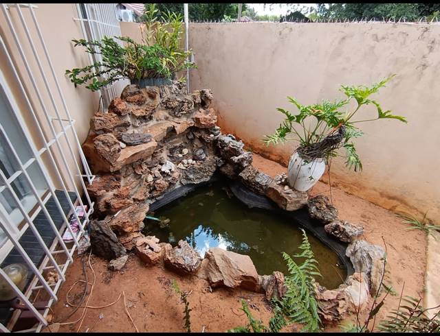 4 BEDROOM HOUSE FOR SALE IN PROTEA PARK